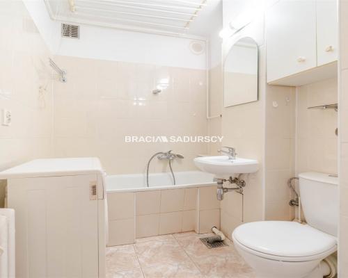 3 pokoje, + osobna kuchnia, Mistrzejowice