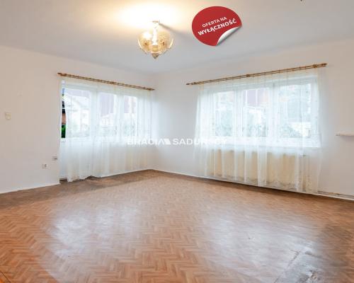 POŁOWA DOMU Z WŁASNYM OGRÓDKIEM