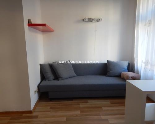 KAWALERKA W DOSKONAŁEJ LOKALIZACJI CENTRUM KLEPARZ