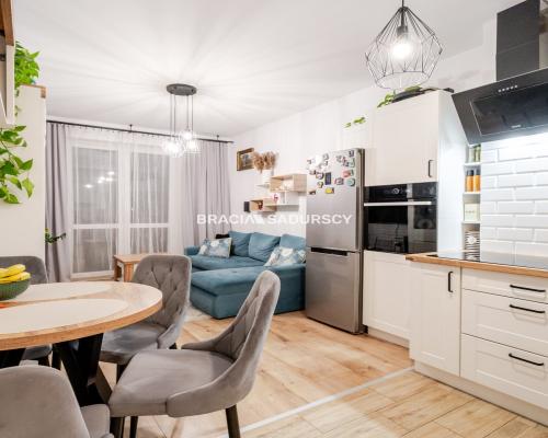 Prądnik Biały – 3 pokoje z balkonem