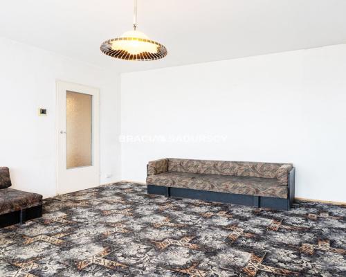 3 pokojowe do remontu os. Piastów