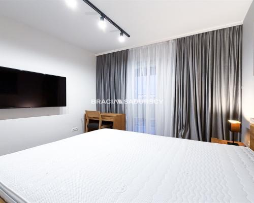 Apartament z klimatyzacją i 2 balkonami - od zaraz