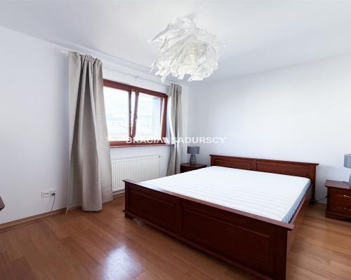 2 pok, duży balkon, osoba kuchnia, parking, tv ENG