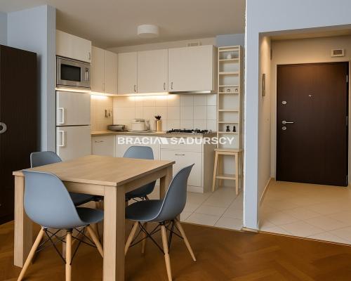 Słoneczne mieszkanie w świetnej lokalizacji!