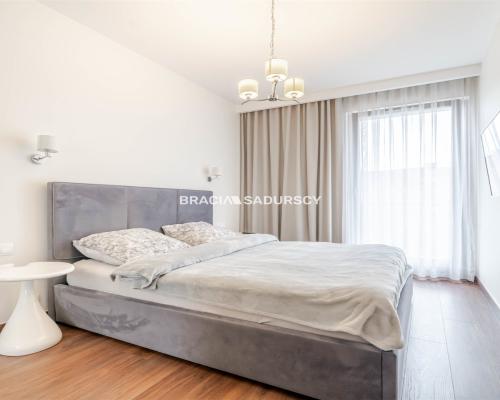 Wygodny elegancki apartament w centrum.