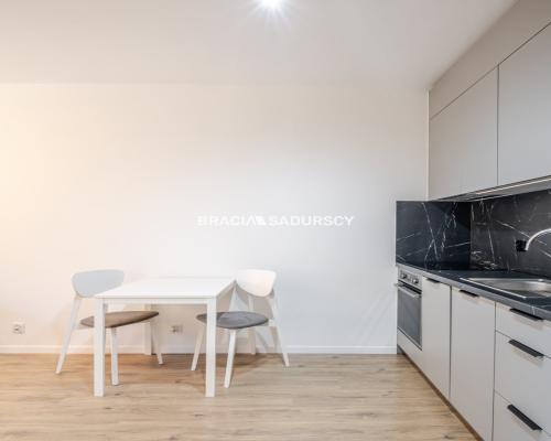 2 pokoje przy Bonarce