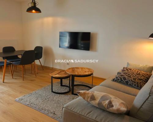 Nowoczesne mieszkanie z tarasem i garażem