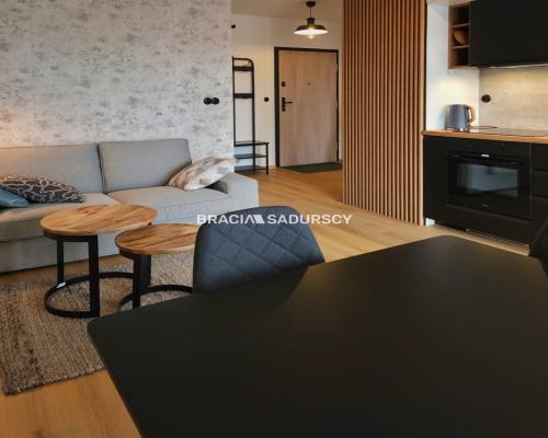 Nowoczesne mieszkanie z tarasem i garażem