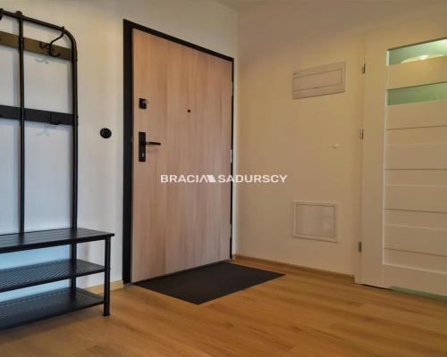 Nowoczesne mieszkanie z tarasem i garażem