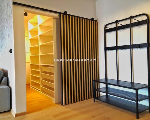 Nowoczesne mieszkanie z tarasem i garażem