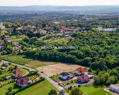Światniki G. Z projektem i pozwoleniem. Z mediami.