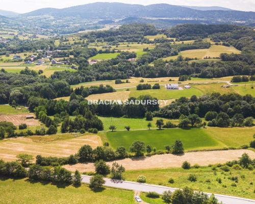 Bardzo atrakcyjna działka budowlana w Wiśniowej