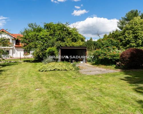 Atrakcyjna działka 9 arowa na Woli Justowskiej