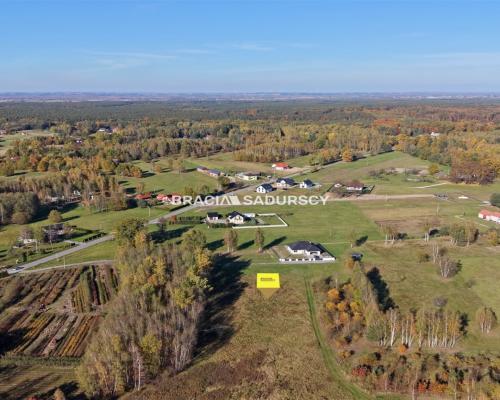 Działka budowlana o powierzchni  44 ar&oacute;w  położona w  Buczkowie, gmina Rzezawa, powiat bocheński  - idealna enklawa do b