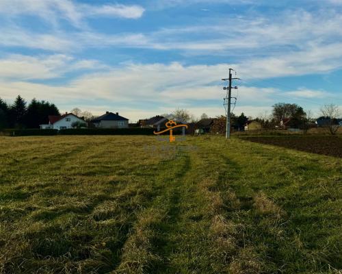 Rusicice, gm. Czernichów. 27 ar w zielonej okolicy