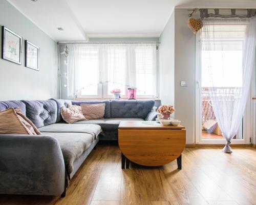 Przytulne mieszkanie na Os. Młodych/ 3 pokoje