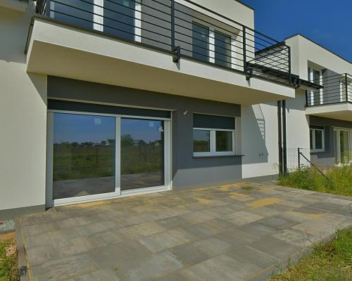 Nowy dom 6 pokoi, widok na las, 5 min do Wrocławia