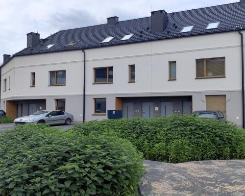 Mieszkanie z ogródkiem i parkingiem w cenie!