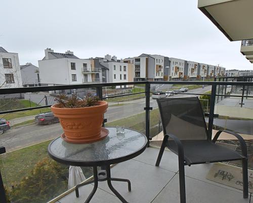 2 pokoje z balkonem, Wrocław-Wojszyce. m.postojowe