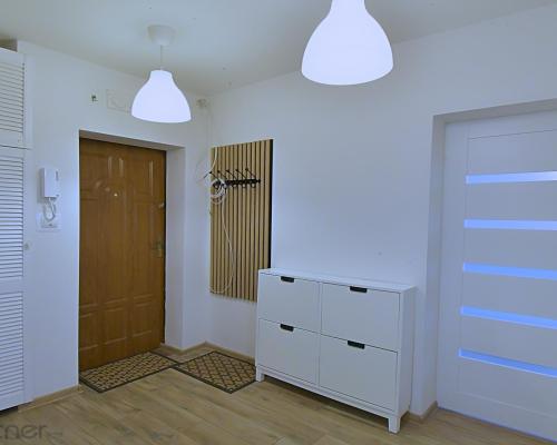 2 pokoje z oddzielną kuchnią, obok parku