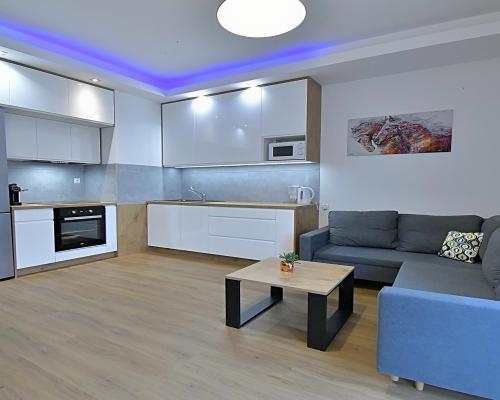 2 pokoje z balkonem, Wrocław-Wojszyce. m.postojowe