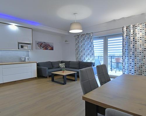 2 pokoje z balkonem, Wrocław-Wojszyce. m.postojowe