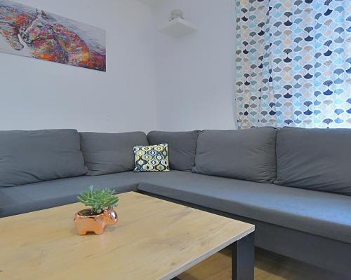 2 pokoje z balkonem, Wrocław-Wojszyce. m.postojowe