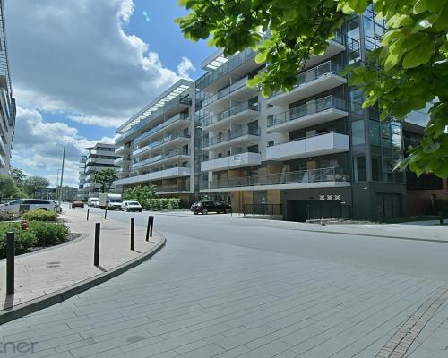 Miejsce w garażu I Kępa Mieszczańska I Centrum