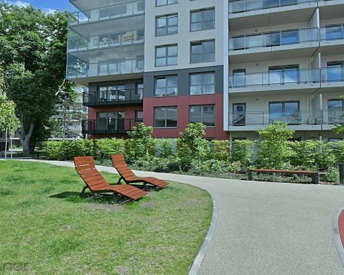 Miejsce w garażu I Kępa Mieszczańska I Centrum