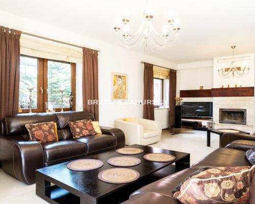 Piękny, klimatyczny dom  w doskonałej lokalizacji