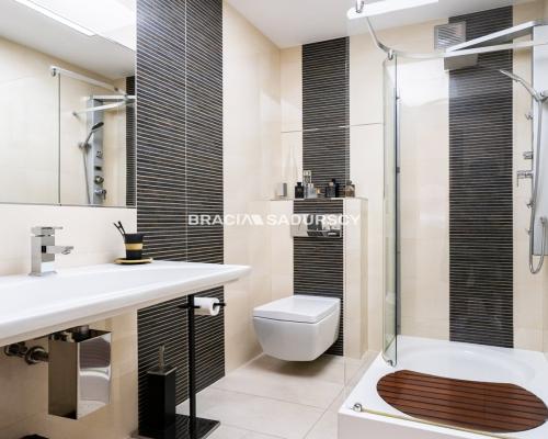 Piękny, klimatyczny dom  w doskonałej lokalizacji