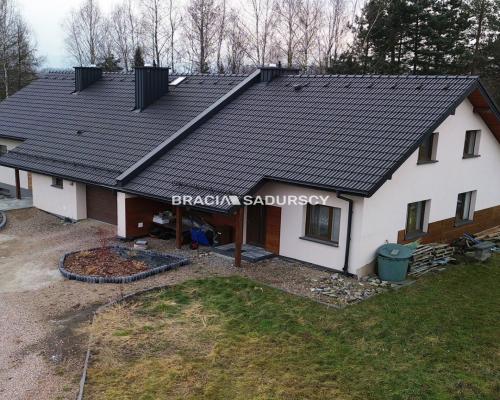 Głogoczów, pięknie położone nieruchomości, 2 domy