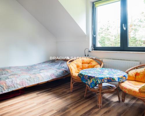 Sprzedam dom w zabudowie bliźniaczej,Zabierzów