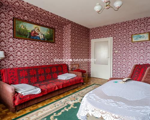 Dom wolnostojący w doskonałej lokalizacji