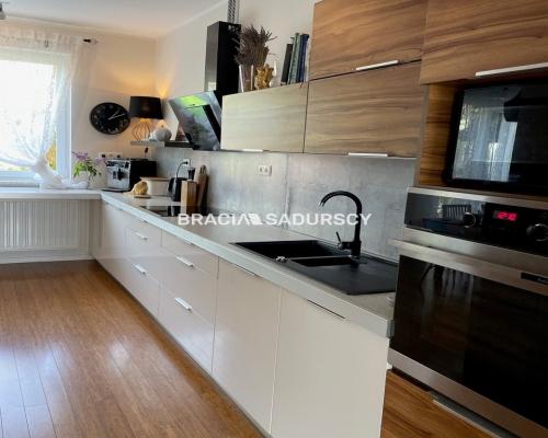 wyjątkowy dom w zabudowie bliźniaczej.