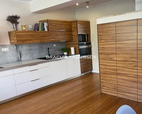 wyjątkowy dom w zabudowie bliźniaczej.