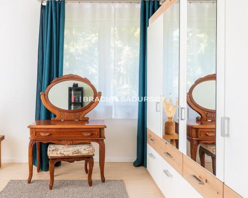 Dom z potencjałem na dużej działce z własnym lasem