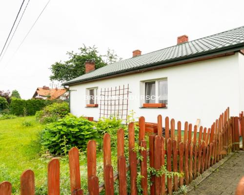 Duża działka z domem do remontu