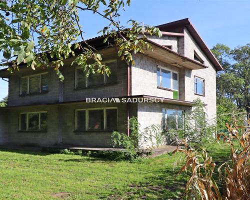 Sieradzice gmina Kazimierza Wielka 2 domy