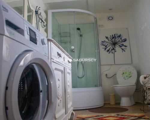 Chronów, gm. Bochnia. Klimatyczny dom z bali