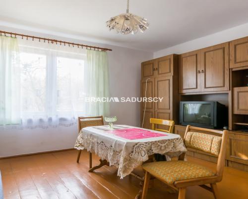 działka z domem w Naramie