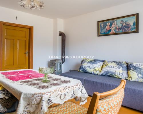 działka z domem w Naramie