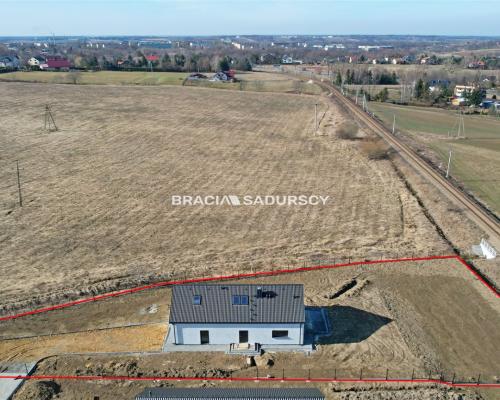 ​​​​​  Dom wolnostojący w Inwałdzie - nowoczesna stodoła z antresolą  
  Oferujemy do sprzedaży wyjątkowy, energooszczędny dom