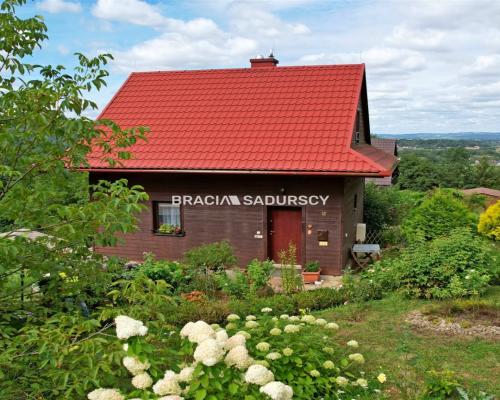 Przytulny dom na widokowej działce 23ar - Sobolów.