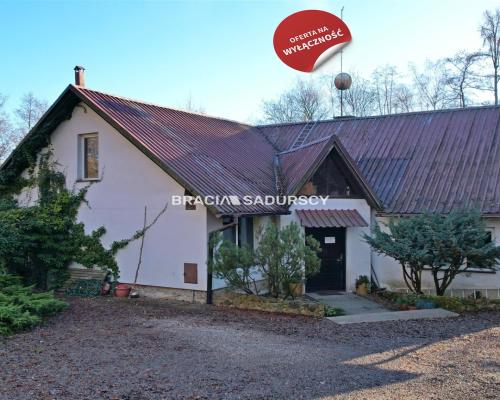 Grajów, okolice Wieliczki, dom wolnostojący