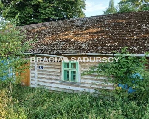 Działka rolna z drewnianym domem Nowa Wieś