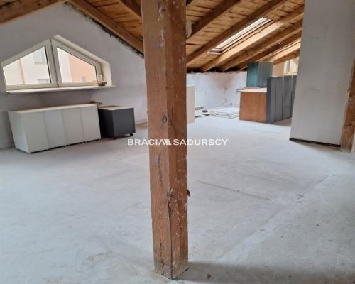 Obiekt, doskonała lokalizacja,Krowodrza,potencjał