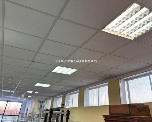 ZDJĘCIA W OGŁOSZENIU NALEŻĄ DO WŁAŚCICIELA OFERTY  
 
Nieruchomość o powierzchni 29 ara, zabudowana pawilonem handlowym oraz po