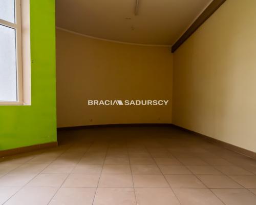 Lokal przy placu Bieńczyckim, Kraków Bieńczyce