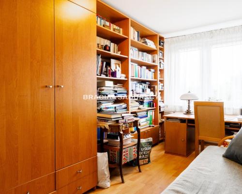 ZADBANE, SŁONECZNE 3-POKOJOWE Z ODDZIELNĄ KUCHNIĄ